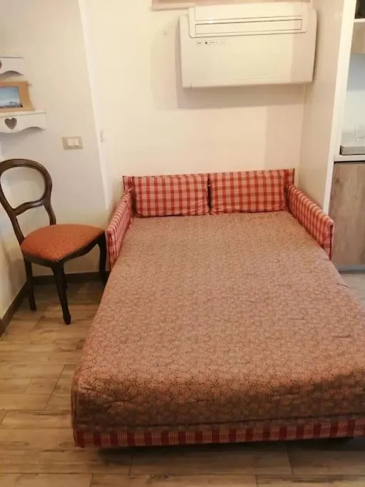 Green Empathy Studio Castel Gandolfo 0*,